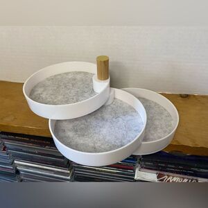 EUC The2Bandits tiered catchall tray